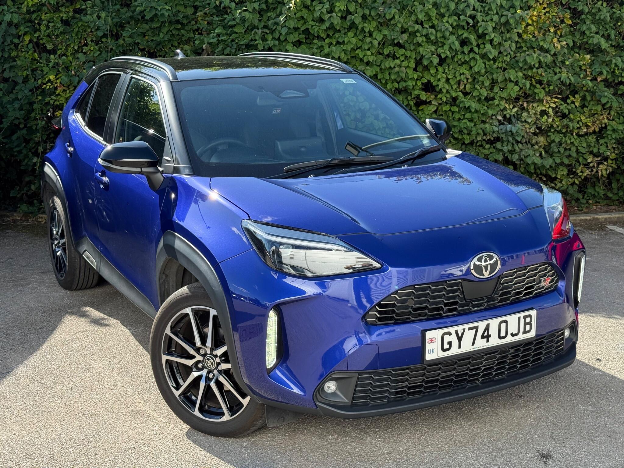 Main listing image - Toyota Yaris Cross