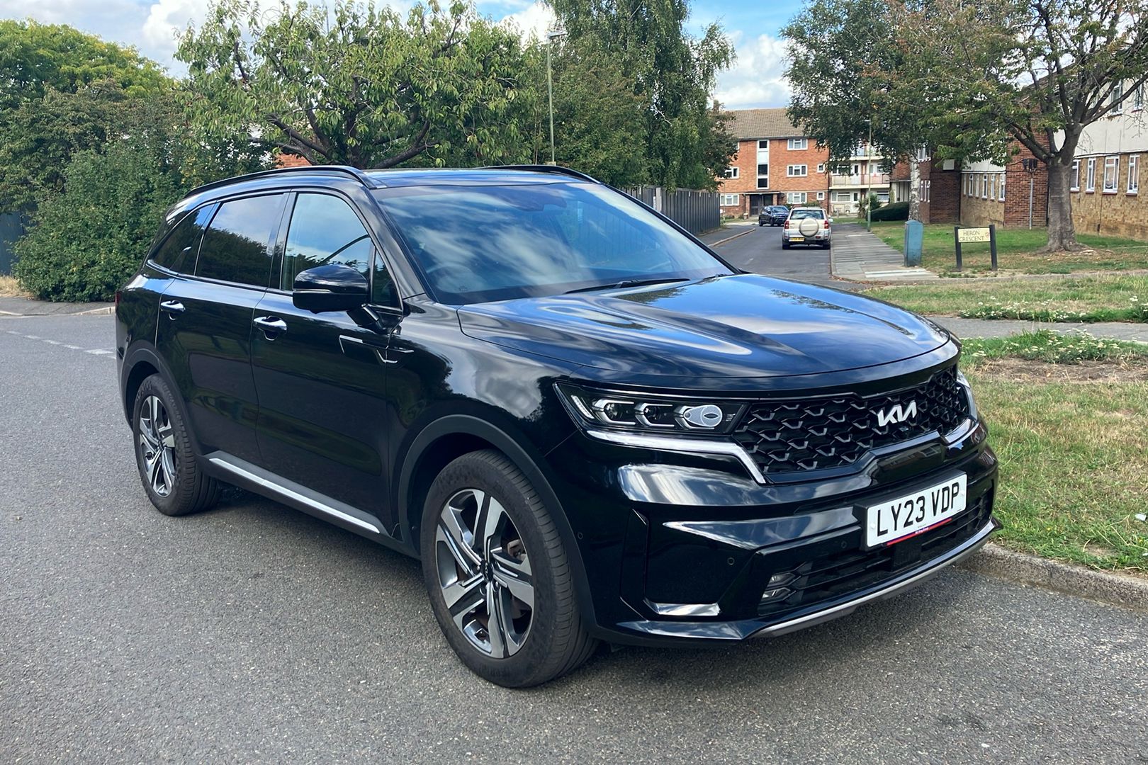 Main listing image - Kia Sorento
