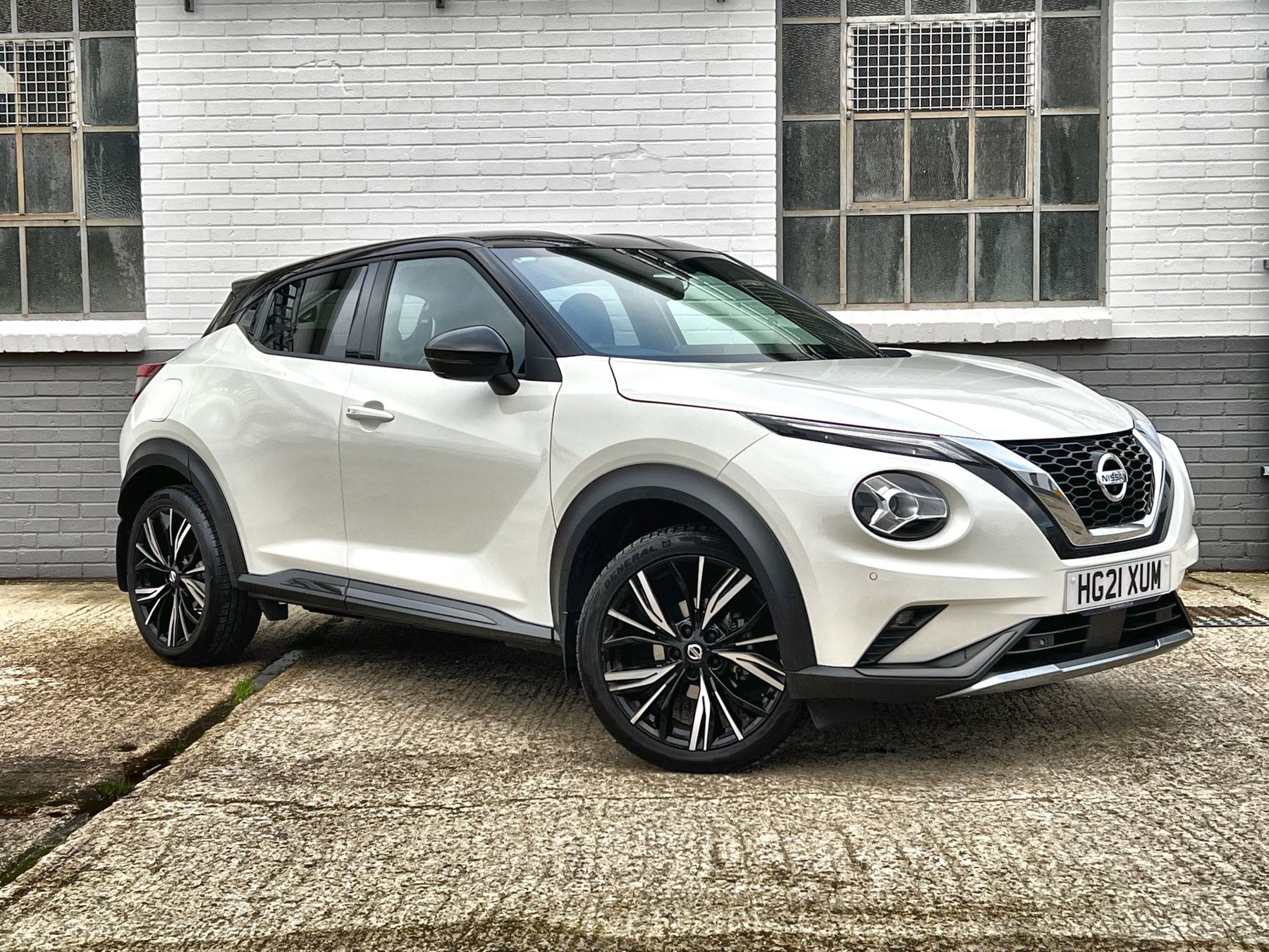 Main listing image - Nissan Juke