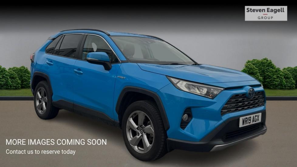 Main listing image - Toyota RAV4