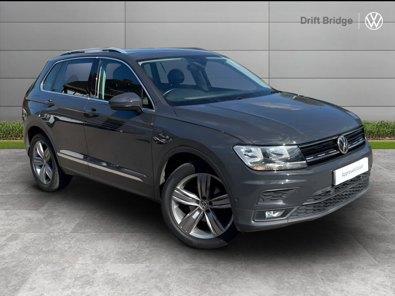 Main listing image - Volkswagen Tiguan