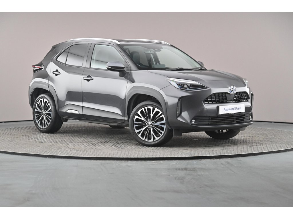 Main listing image - Toyota Yaris Cross