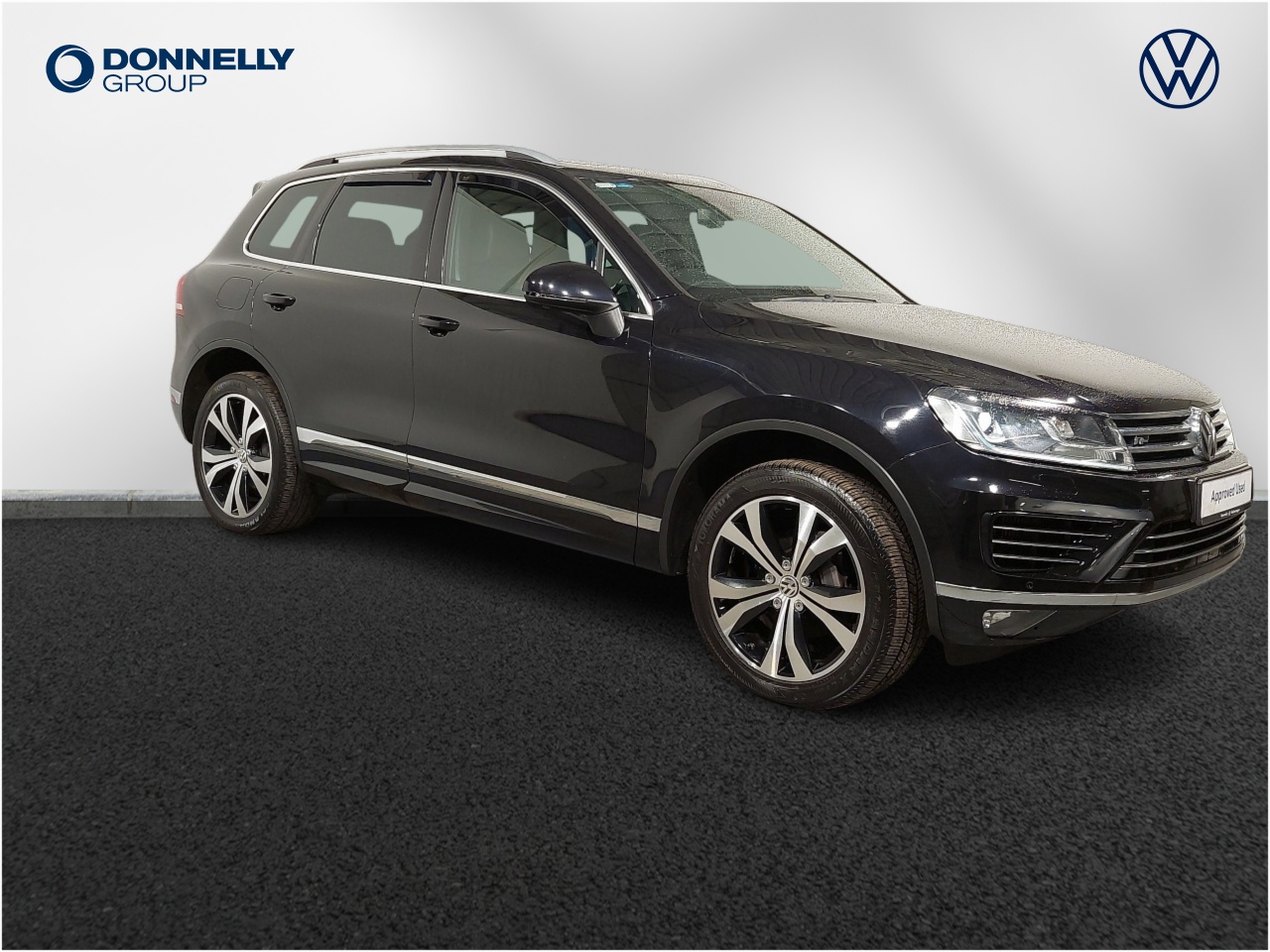 Main listing image - Volkswagen Touareg