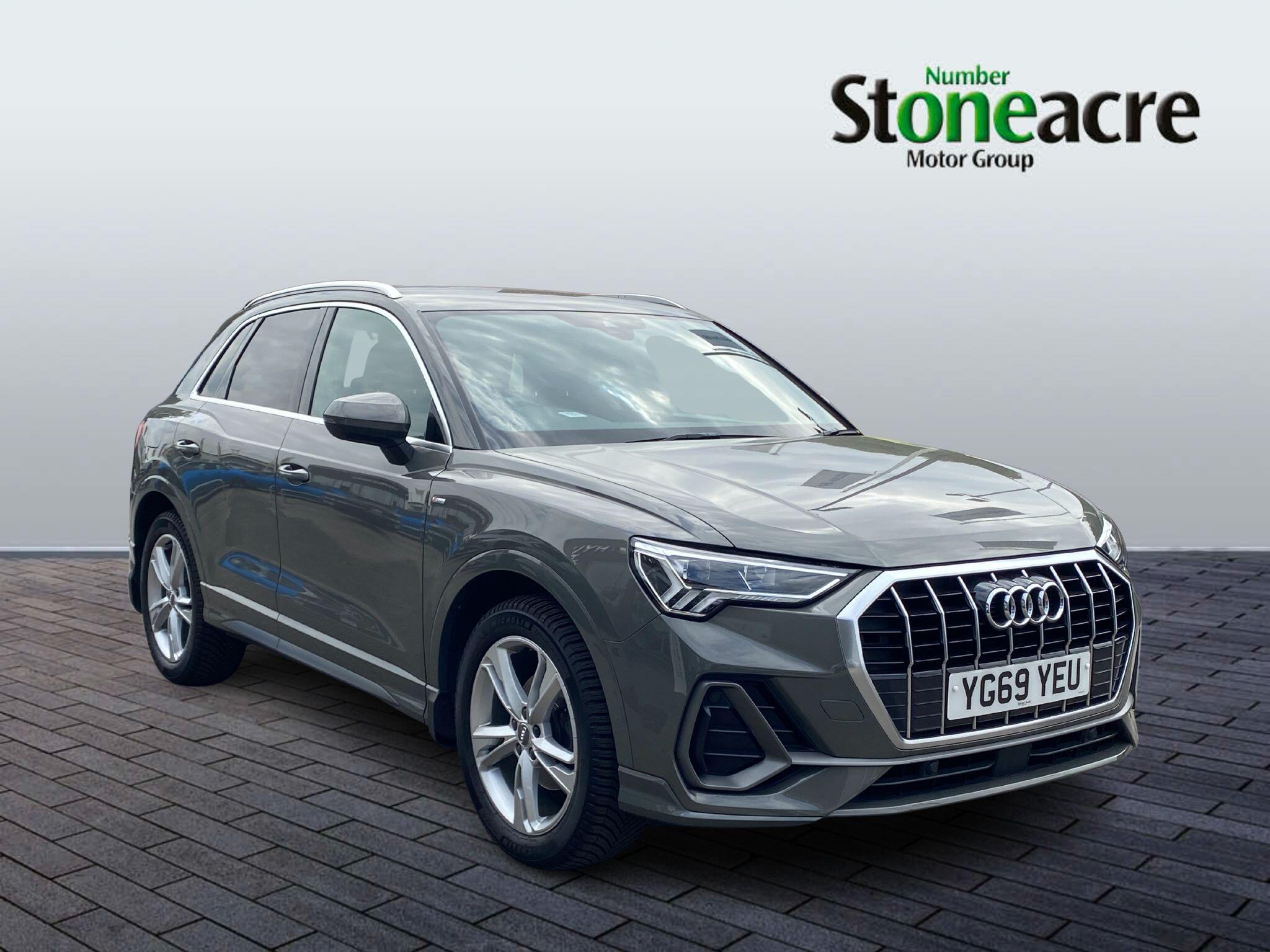 Main listing image - Audi Q3