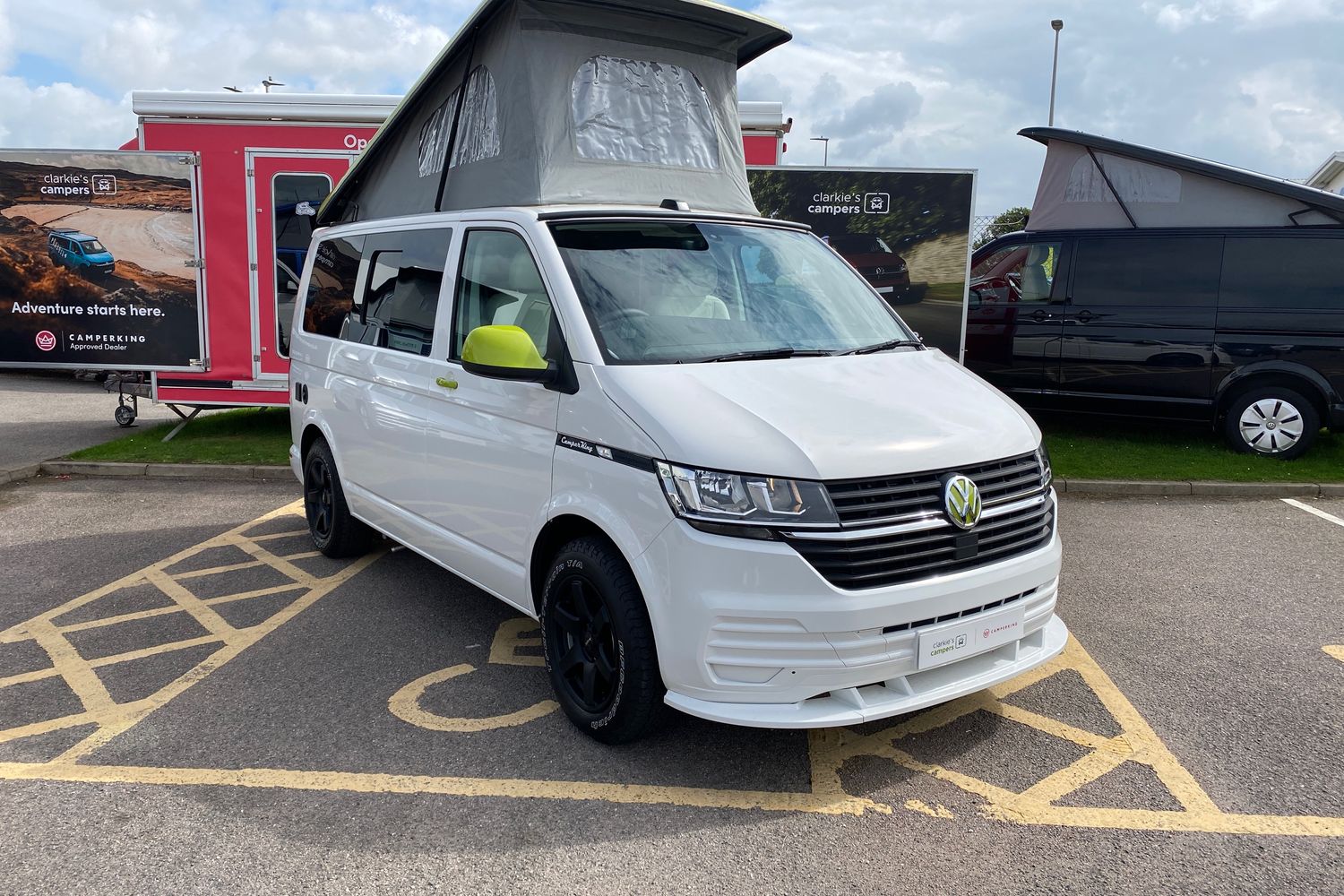 Main listing image - Volkswagen Transporter