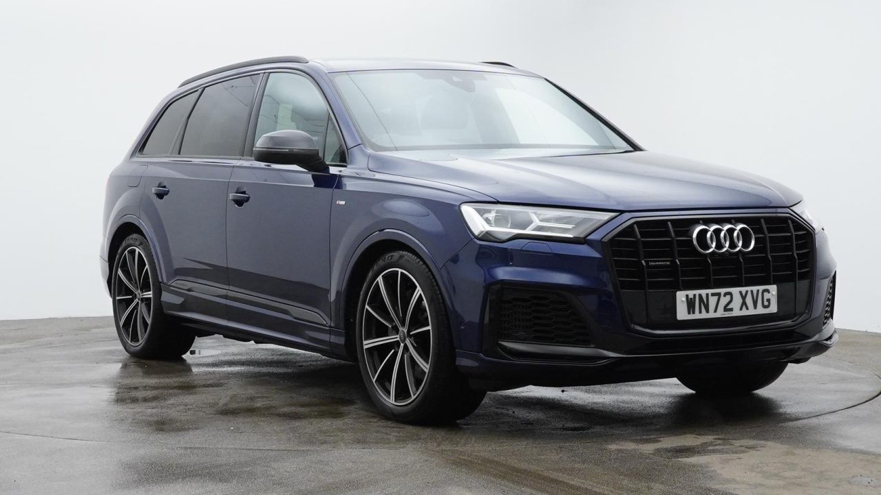 Main listing image - Audi Q7