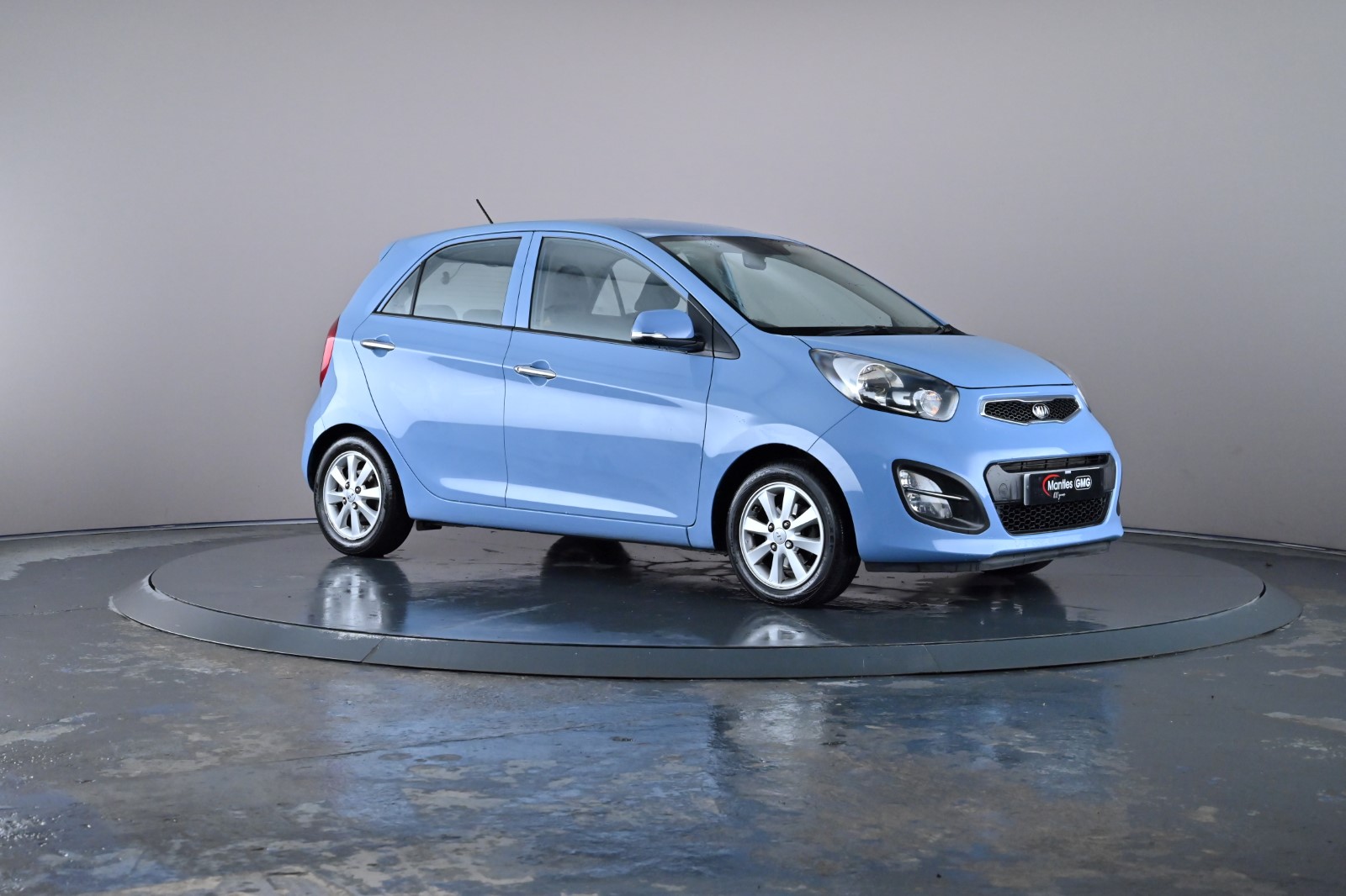 Main listing image - Kia Picanto