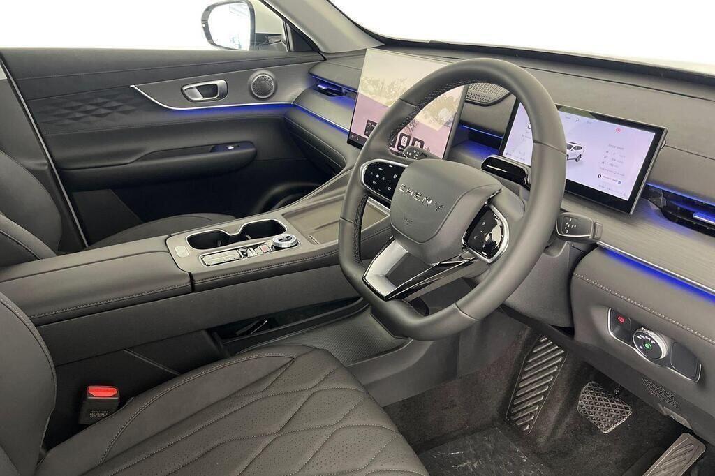 Main listing image - Chery Tiggo 8