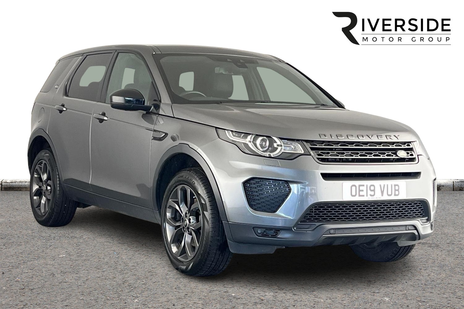 Main listing image - Land Rover Discovery Sport