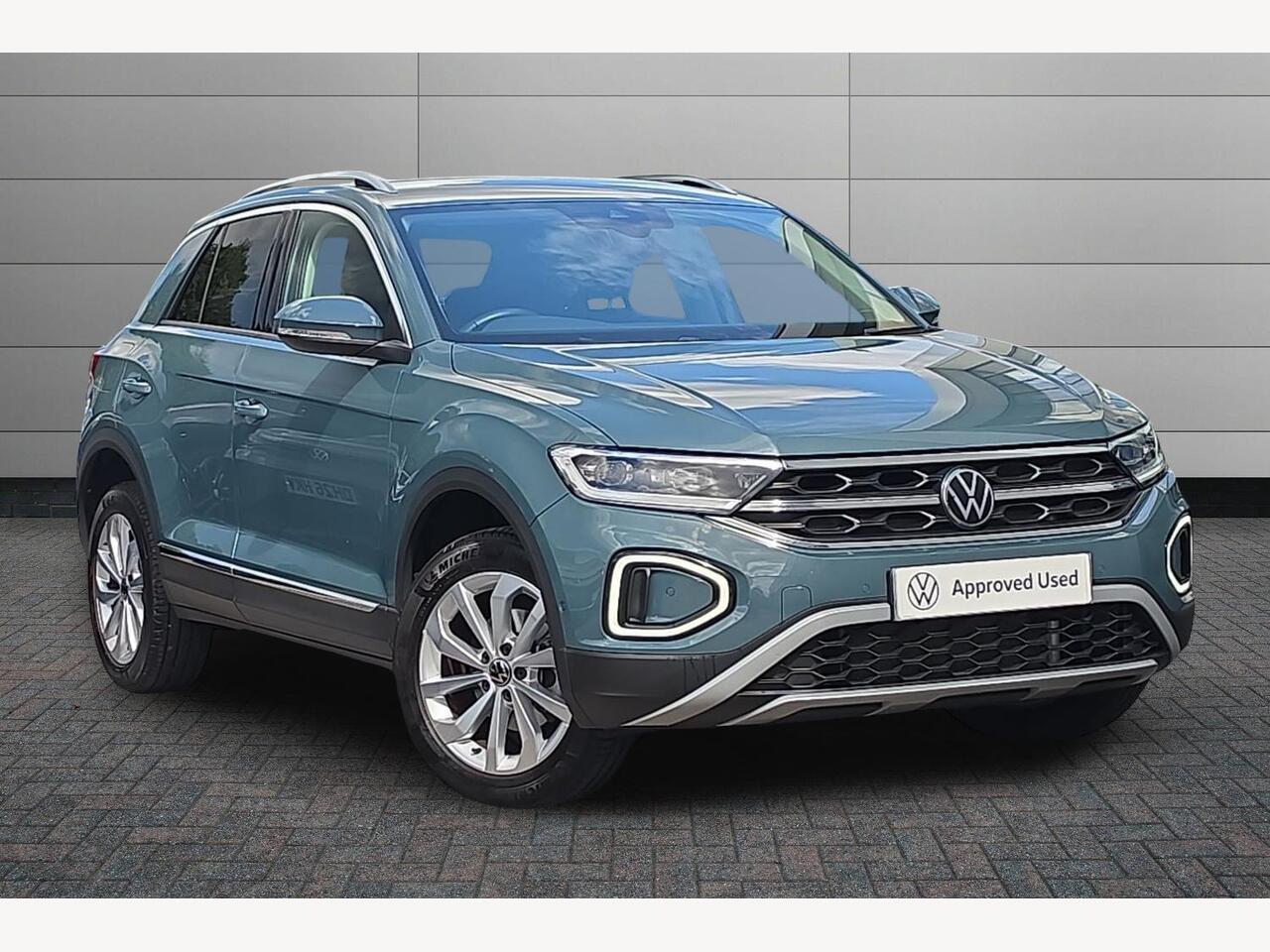 Main listing image - Volkswagen T-Roc