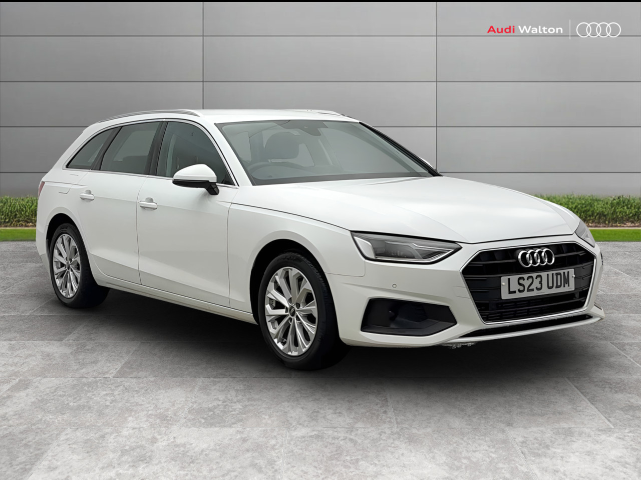 Main listing image - Audi A4 Avant