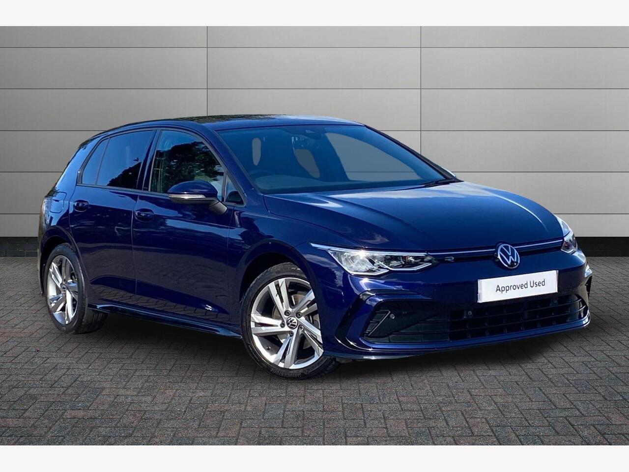 Main listing image - Volkswagen Golf