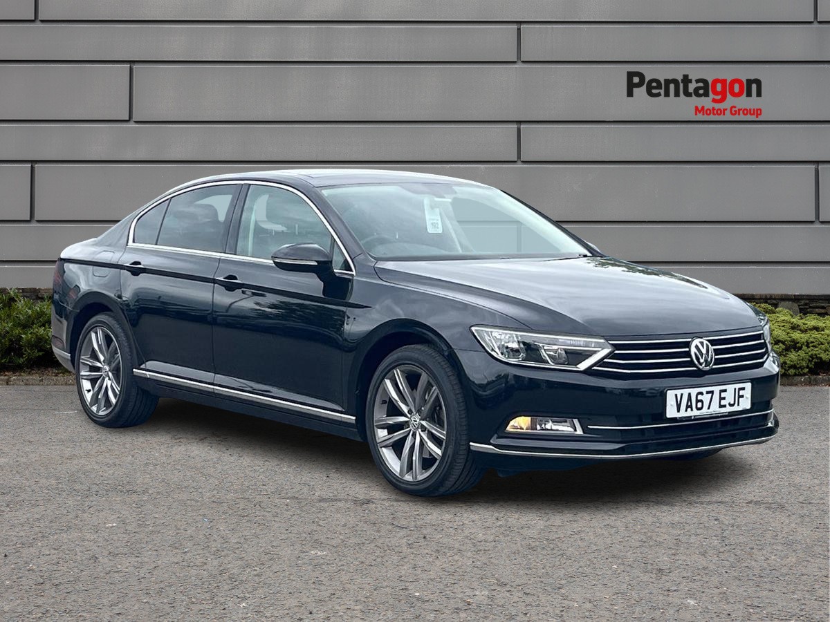 Main listing image - Volkswagen Passat