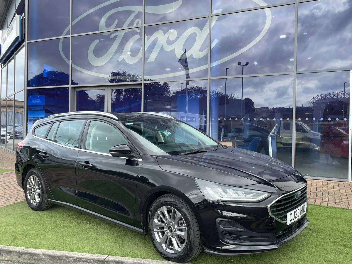 Main listing image - Ford Focus