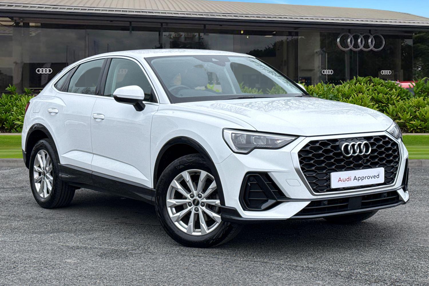 Main listing image - Audi Q3