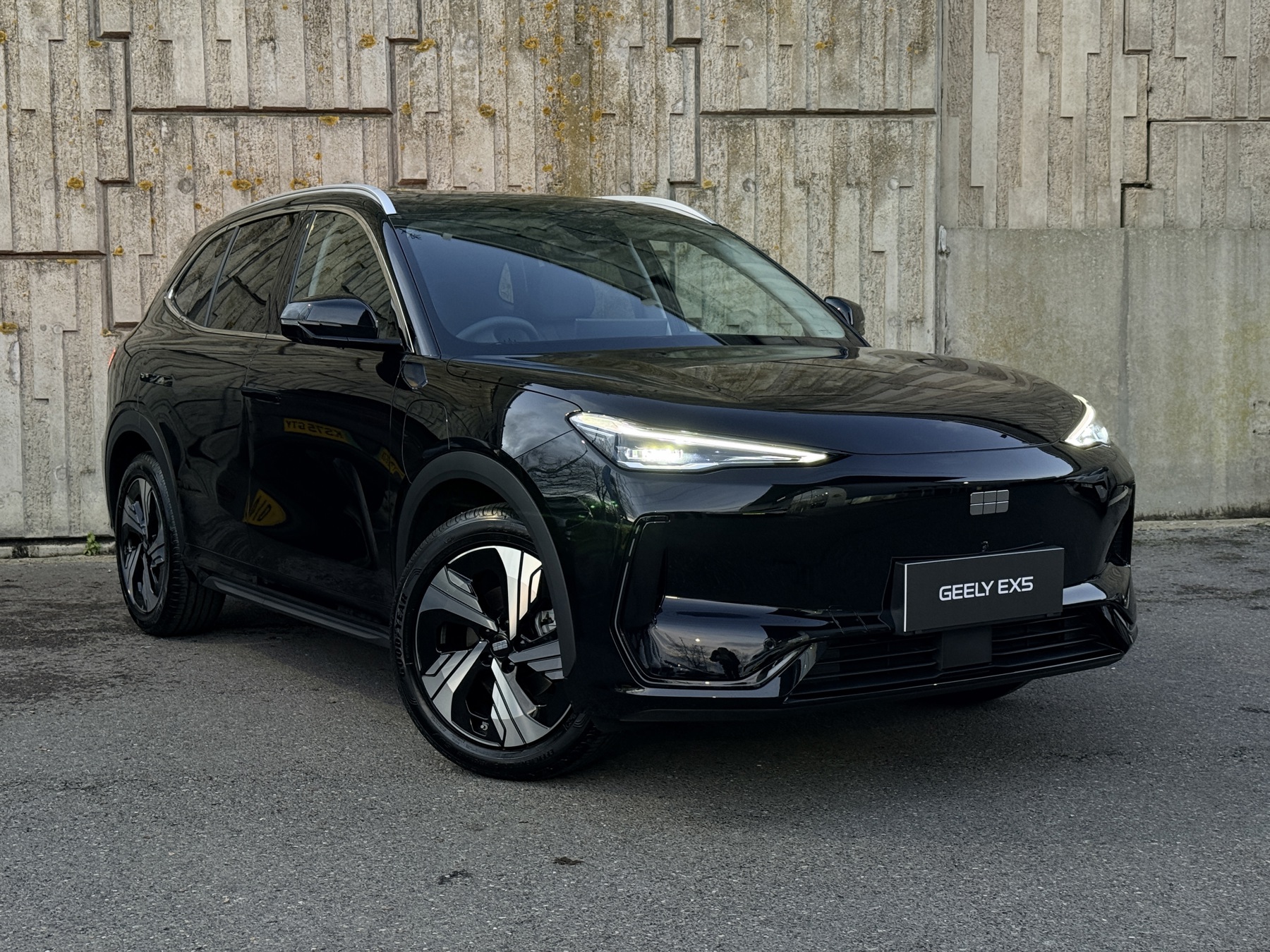 Main listing image - Geely Ex5