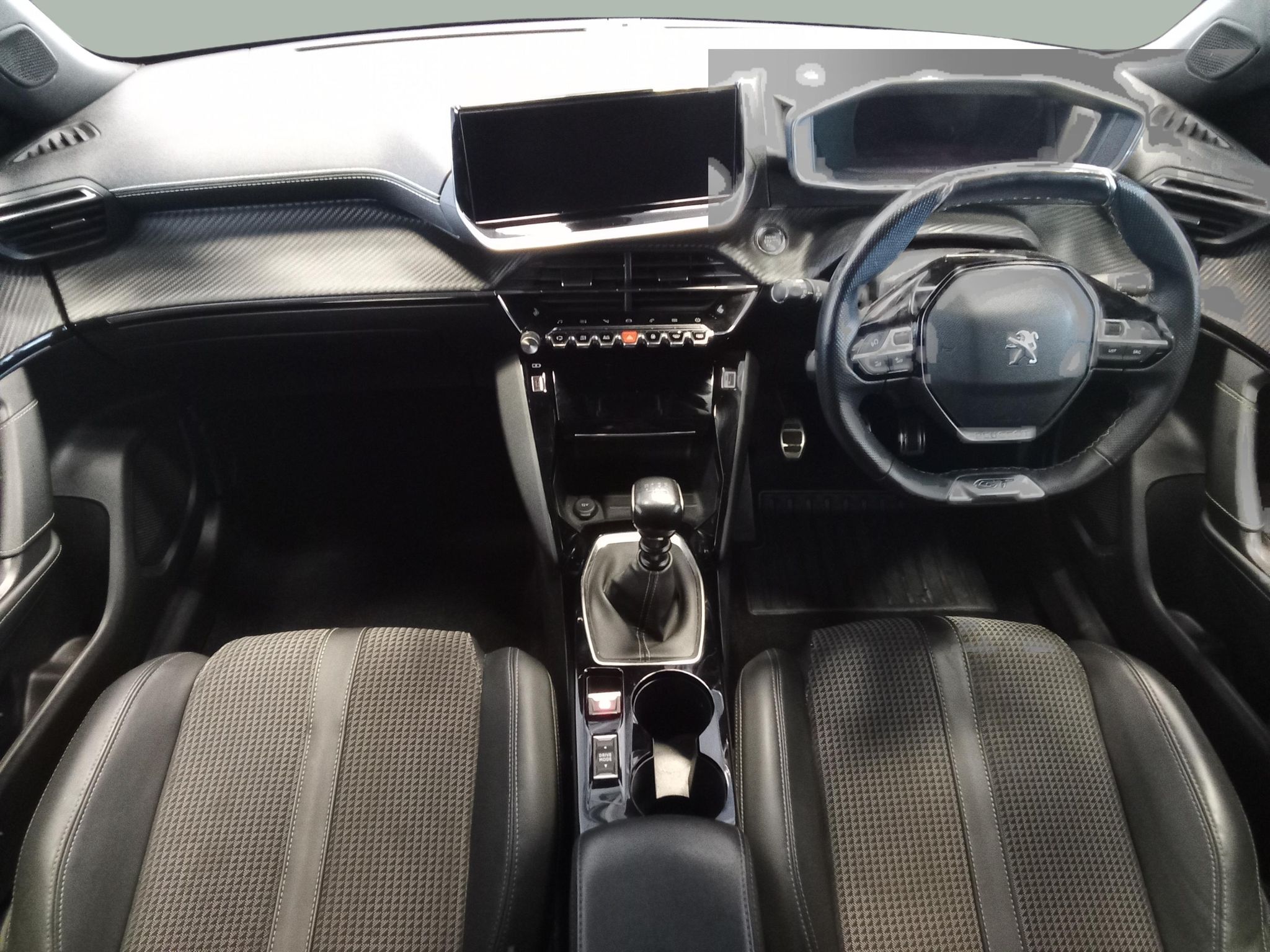 Main listing image - Peugeot 2008