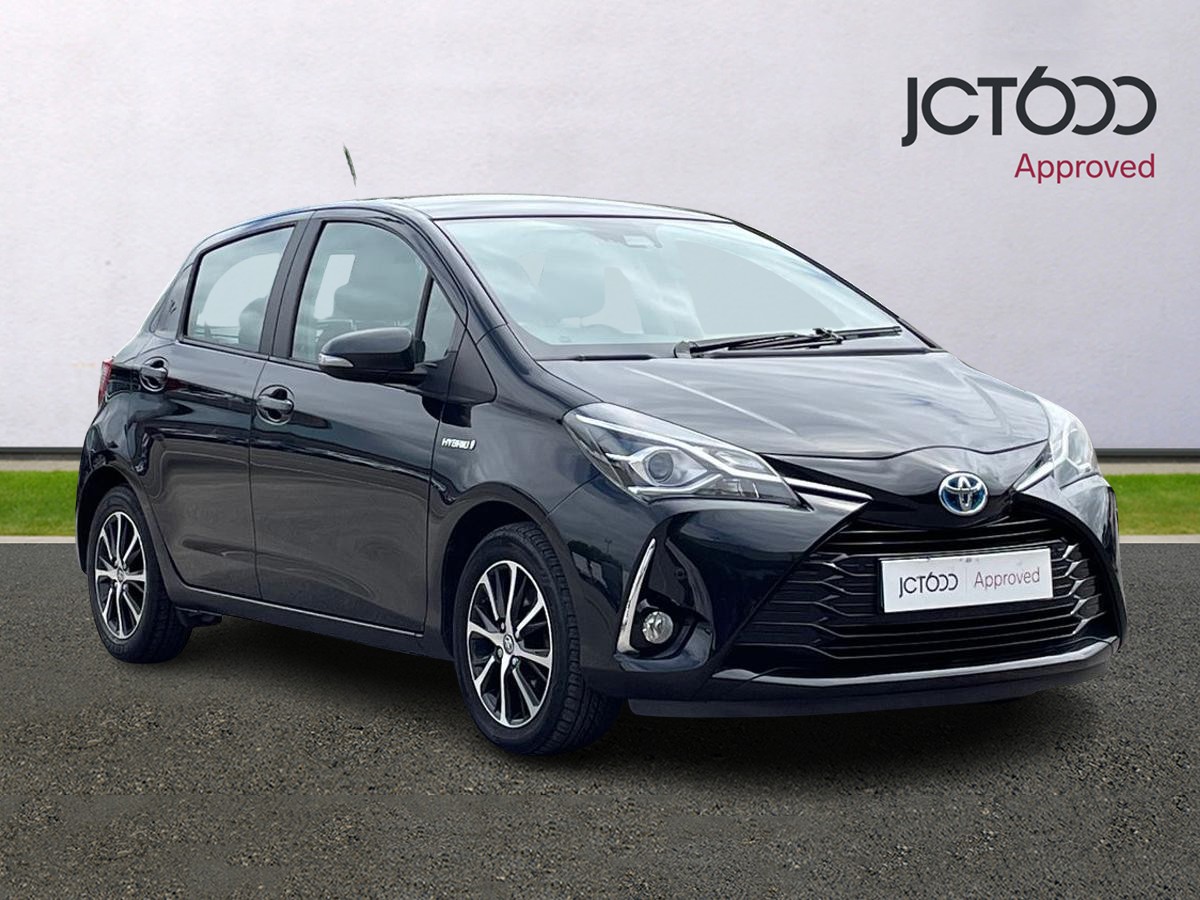 Main listing image - Toyota Yaris