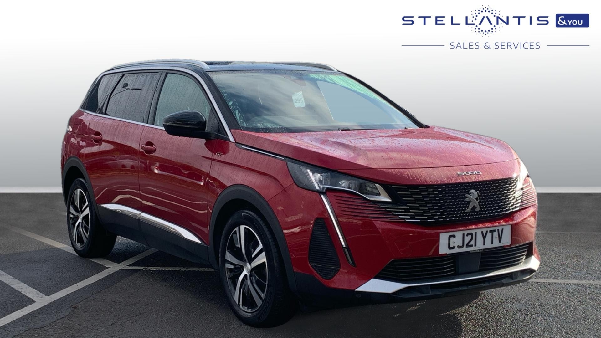 2021 PEUGEOT 5008