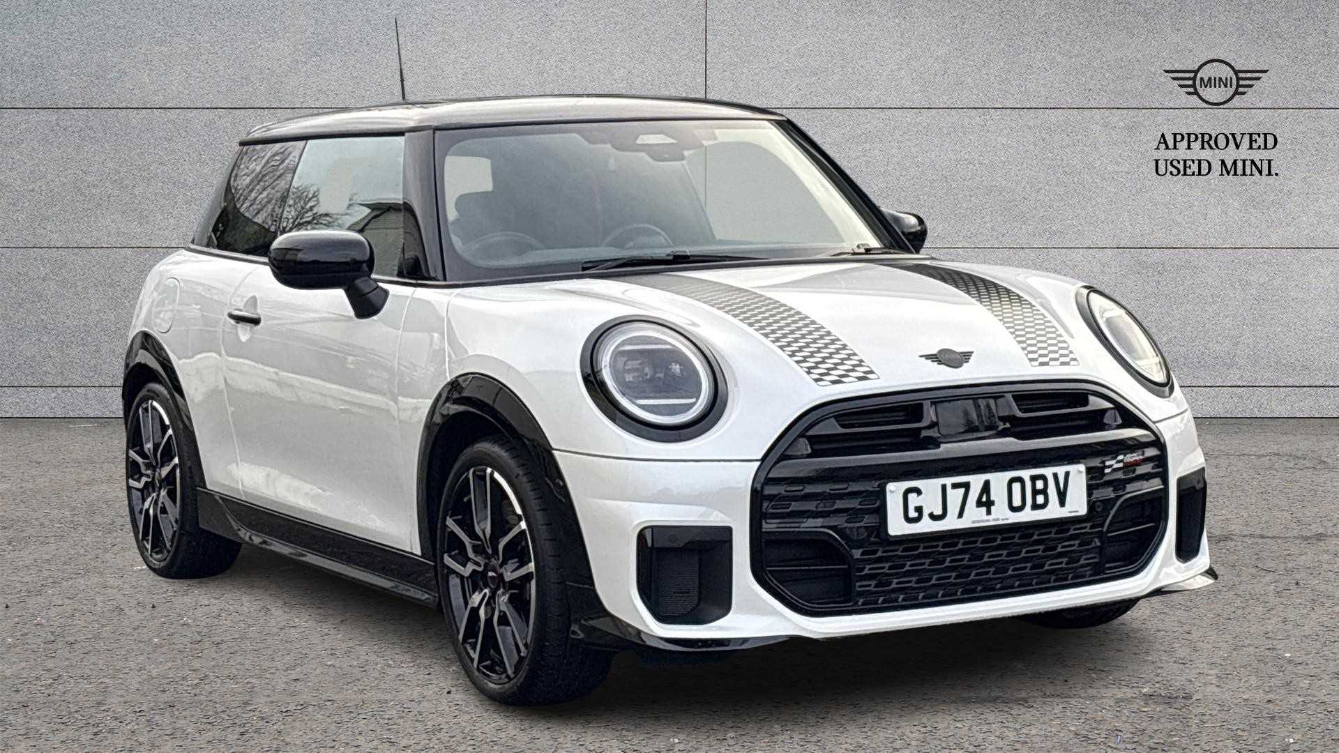 Main listing image - MINI Hatchback