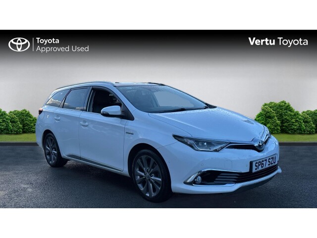 Main listing image - Toyota Auris Touring Sport