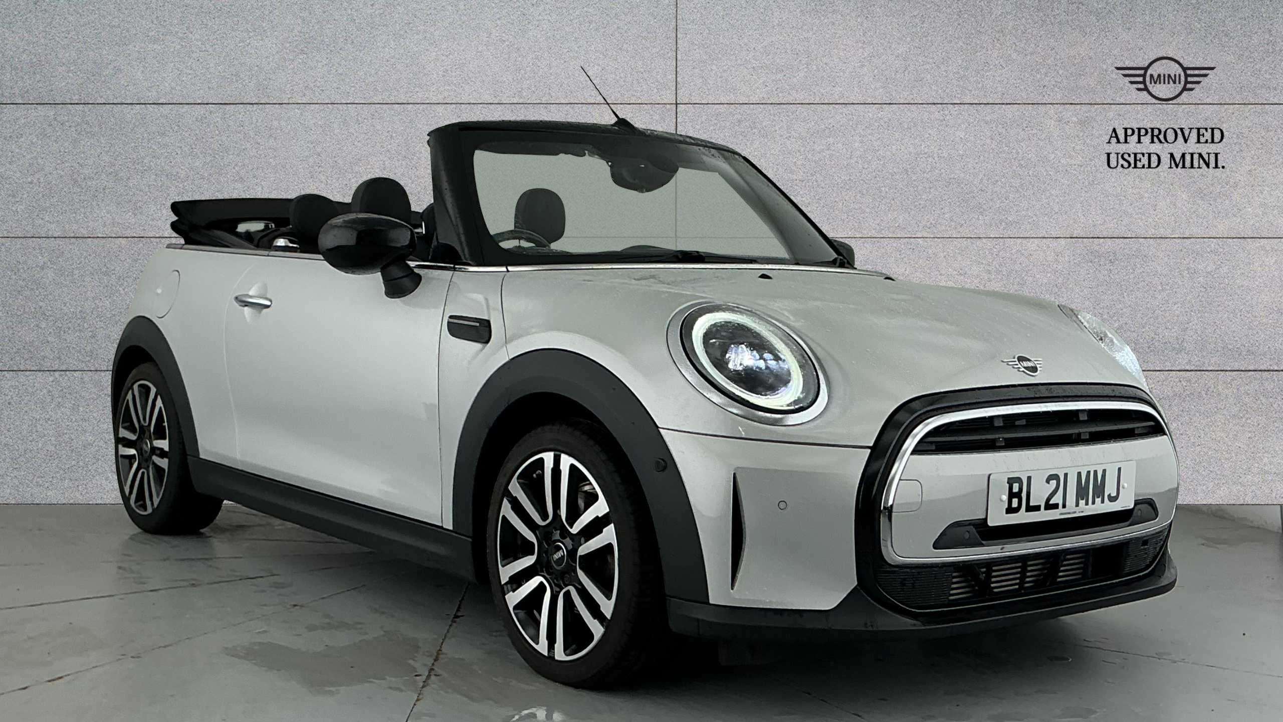 Main listing image - MINI Convertible