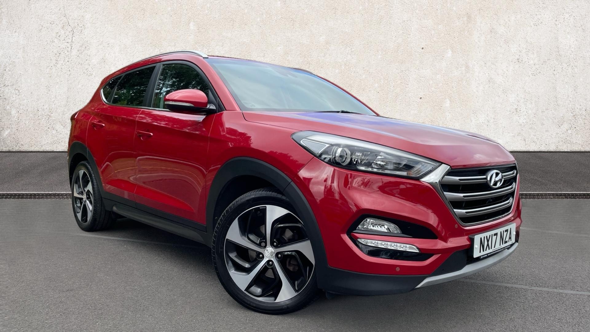 Main listing image - Hyundai Tucson