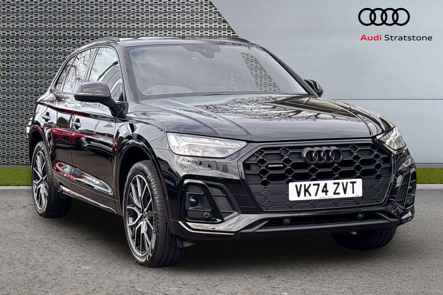 Main listing image - Audi Q5