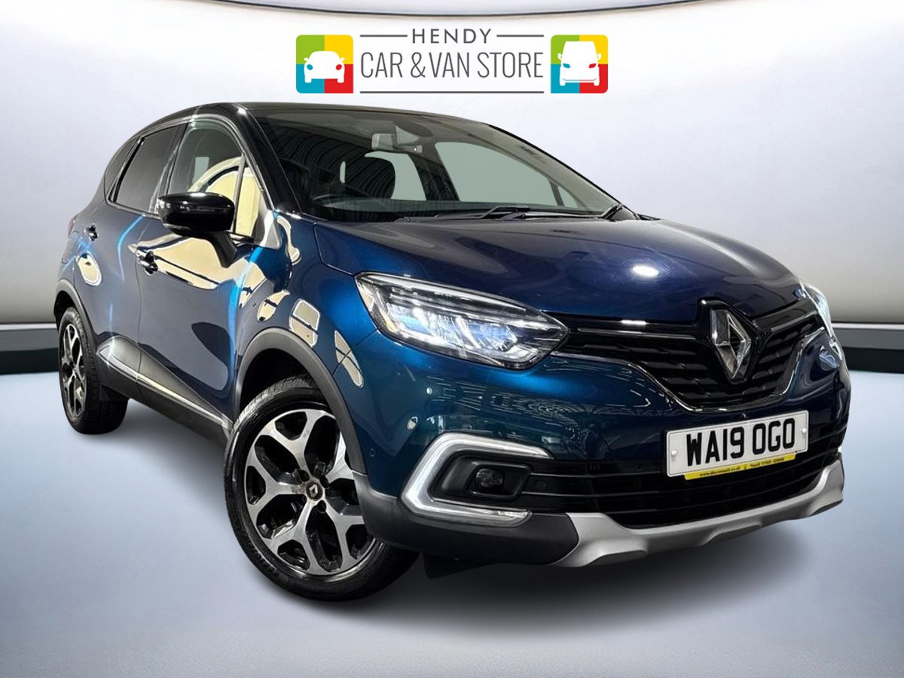 Main listing image - Renault Captur
