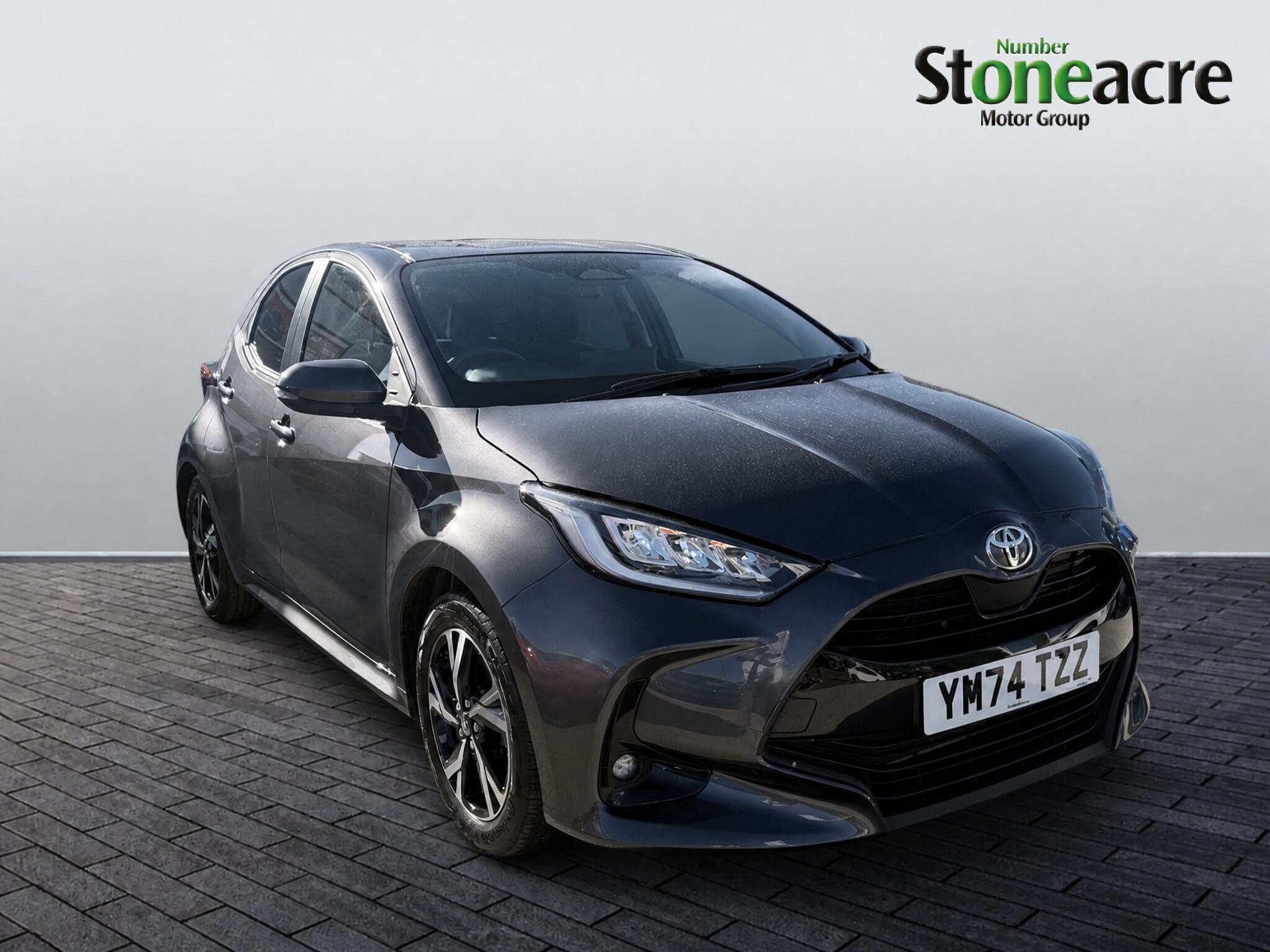 Main listing image - Toyota Yaris