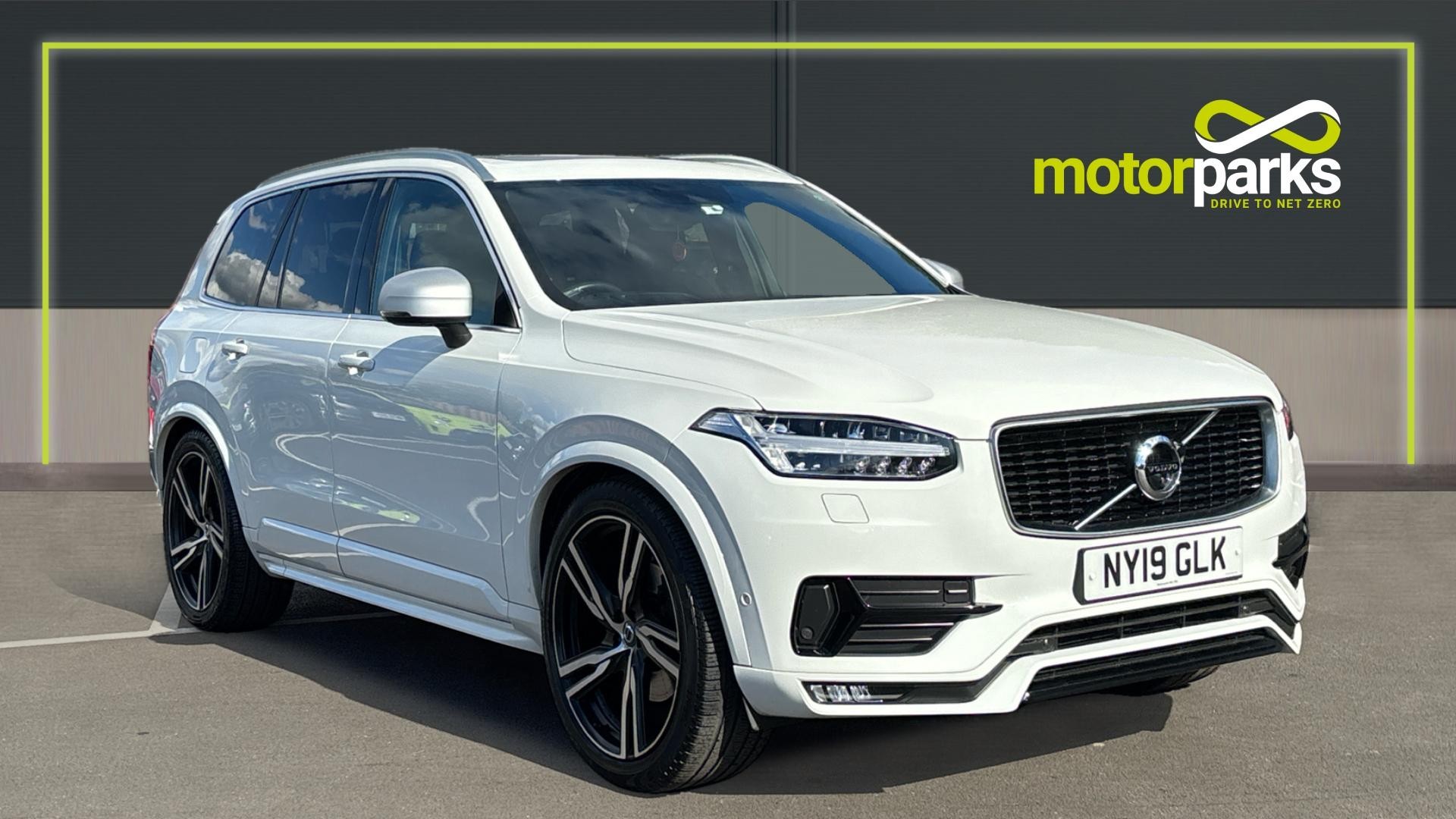 Main listing image - Volvo XC90