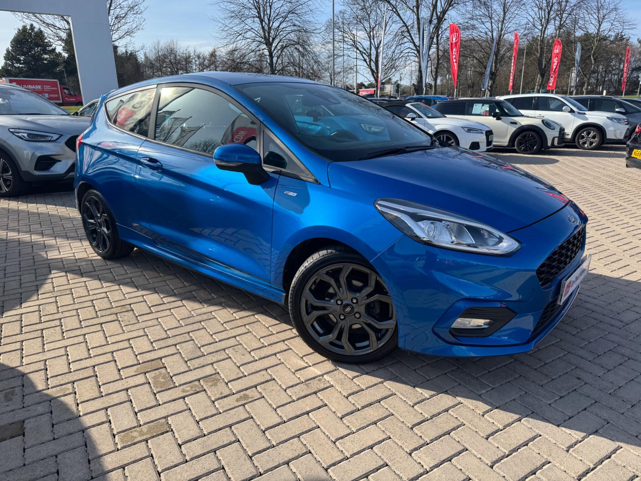 Main listing image - Ford Fiesta