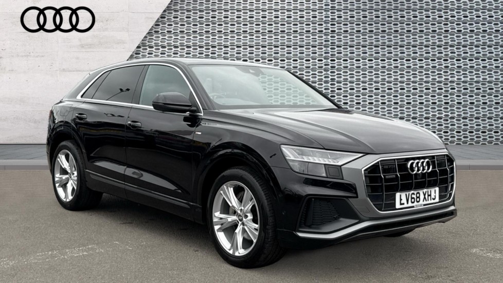 Main listing image - Audi Q8