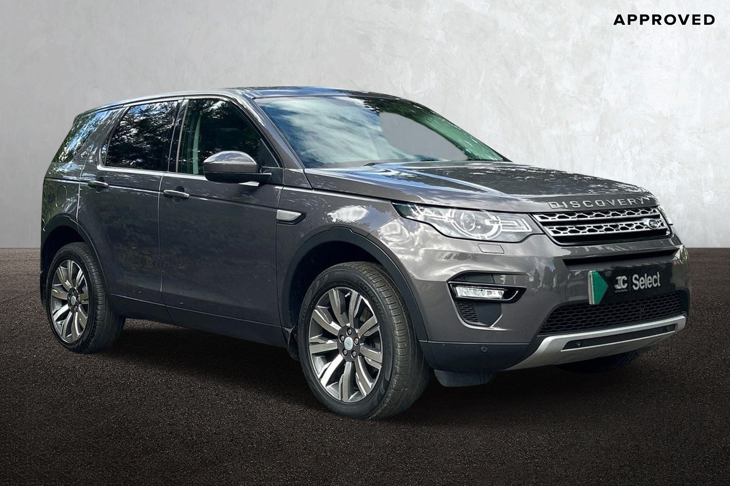 Main listing image - Land Rover Discovery Sport