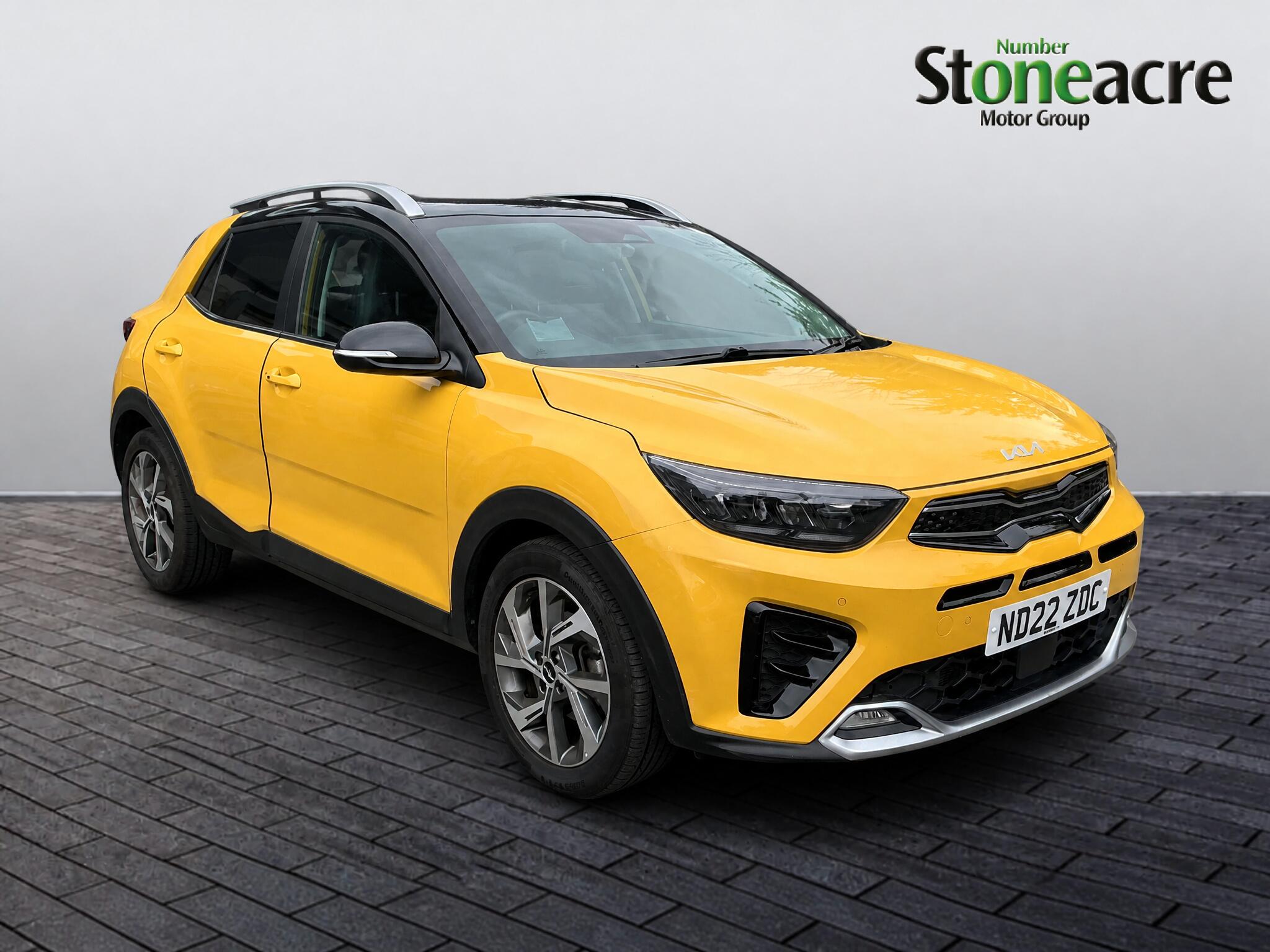 Main listing image - Kia Stonic