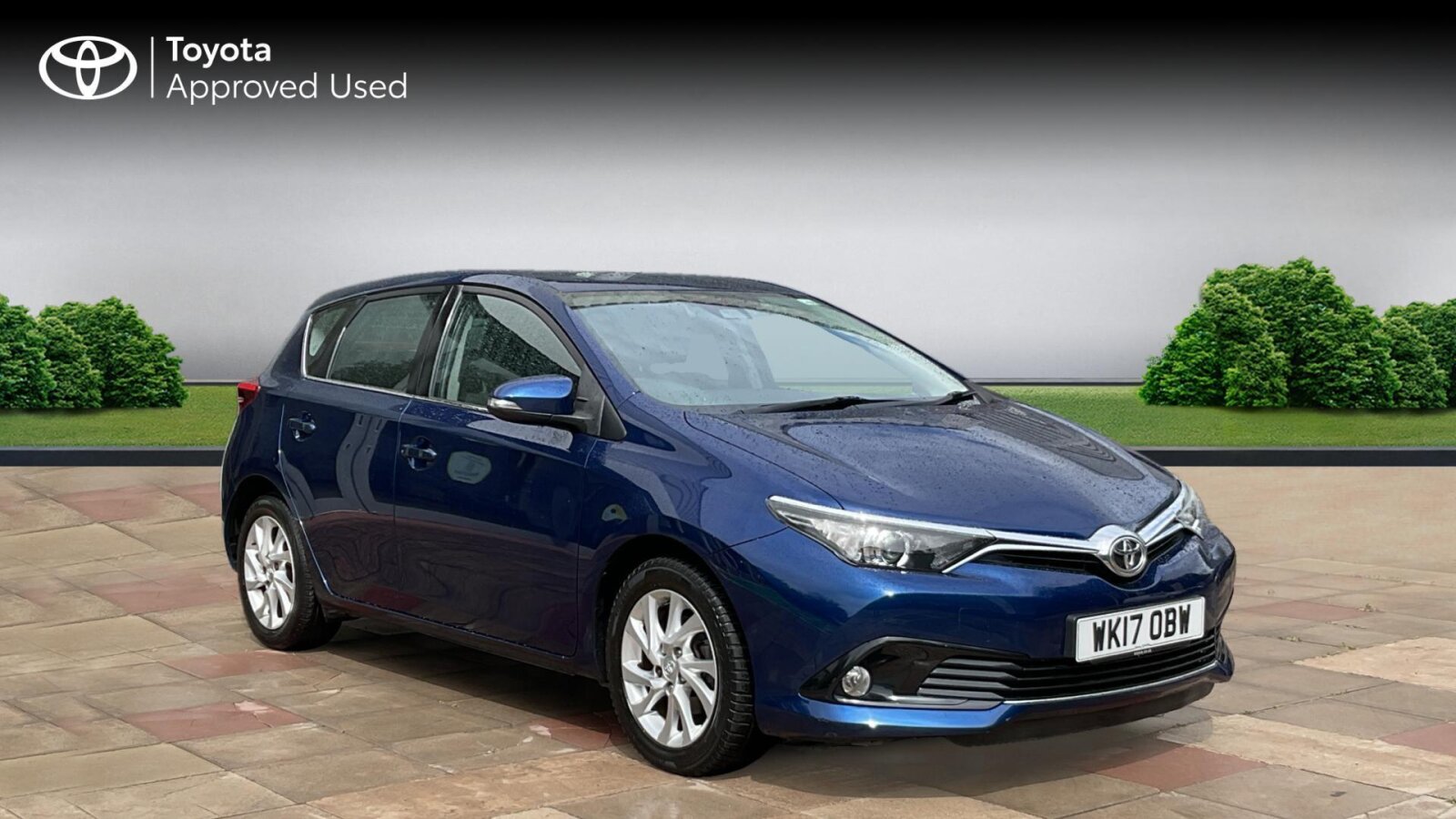 Main listing image - Toyota Auris