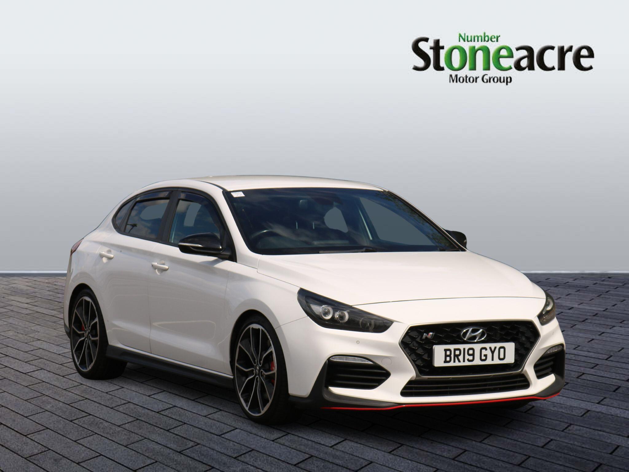 Main listing image - Hyundai i30 Fastback