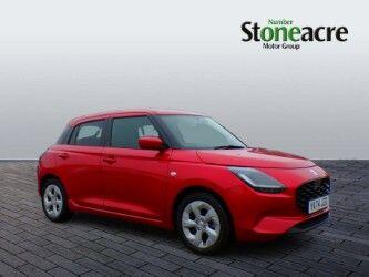 Main listing image - Suzuki Swift