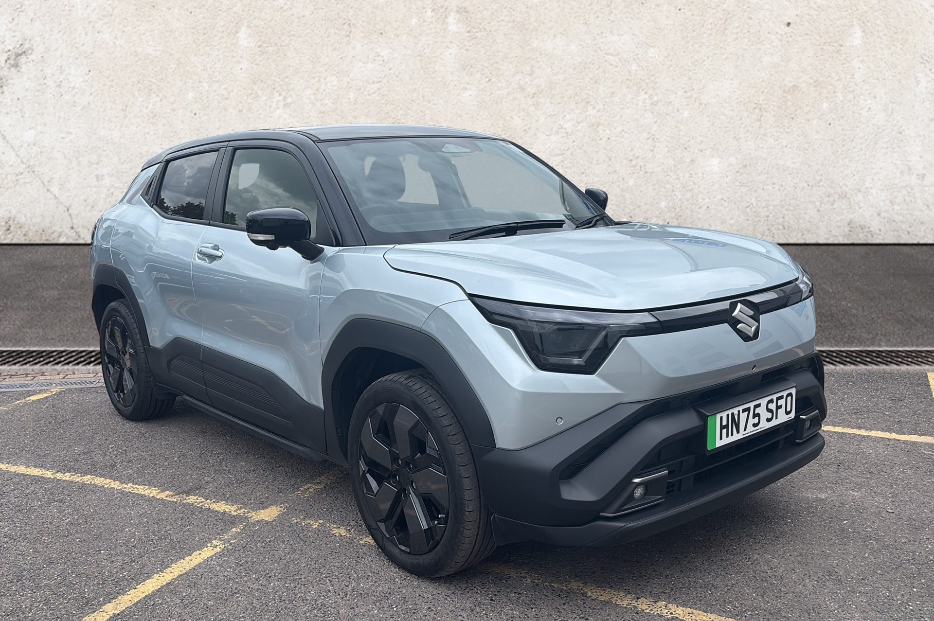 Main listing image - Suzuki E Vitara