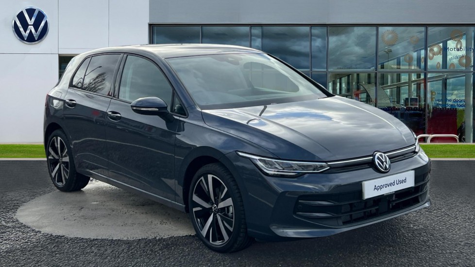 Main listing image - Volkswagen Golf