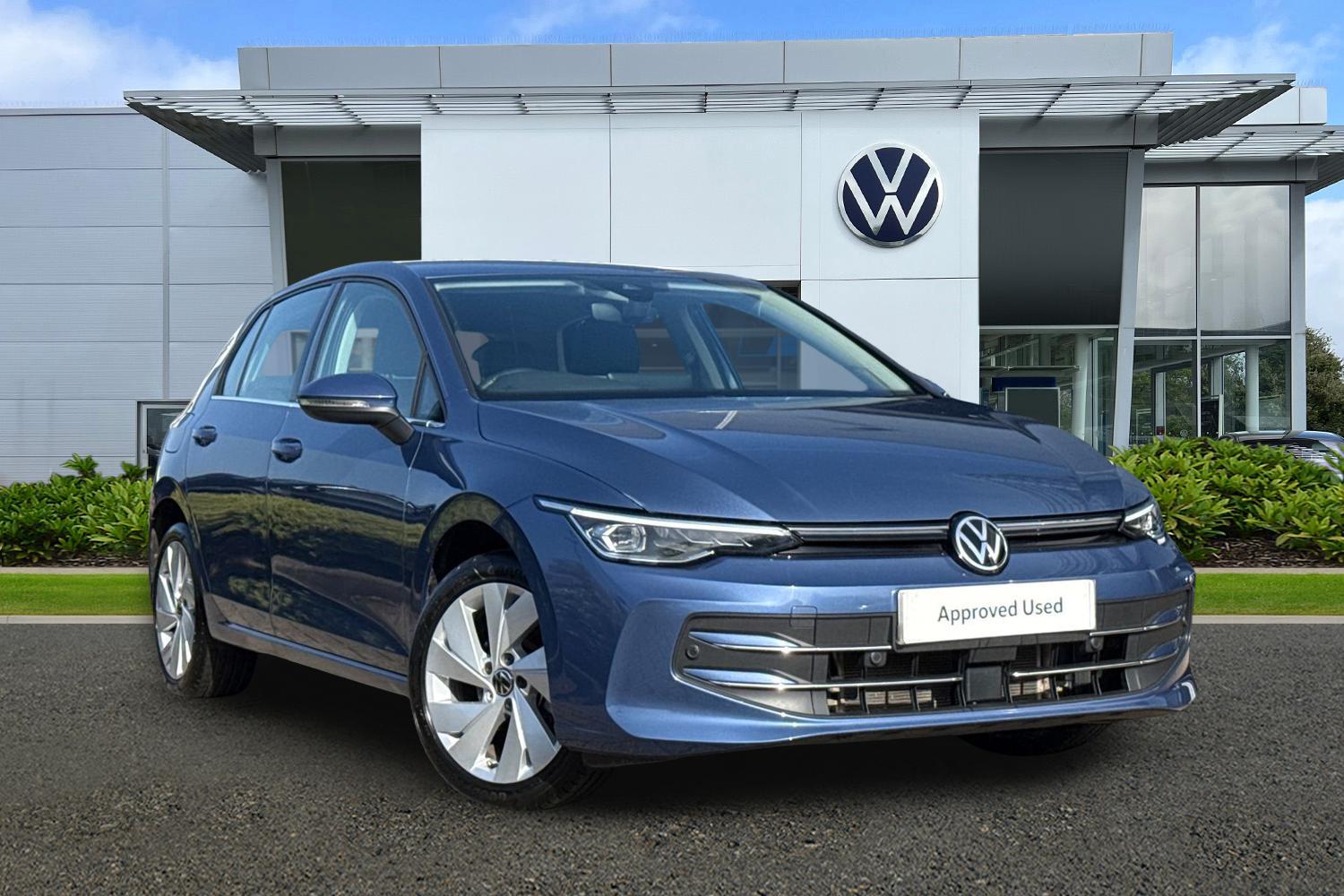 Main listing image - Volkswagen Golf