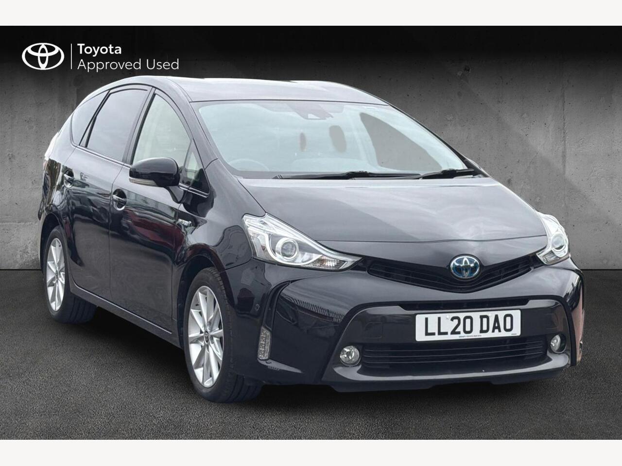 Main listing image - Toyota Prius+