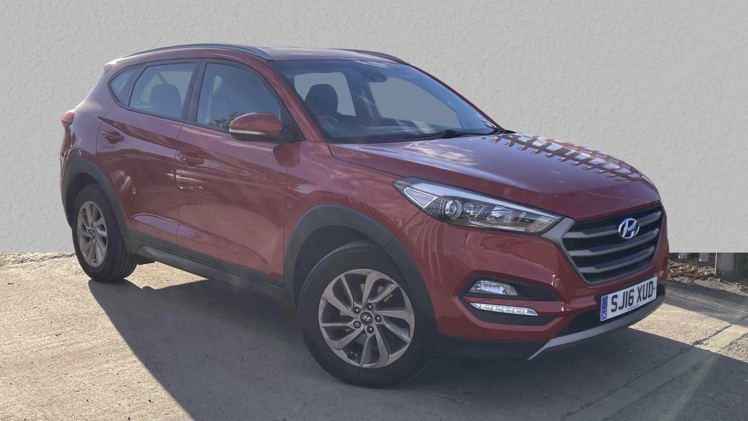Main listing image - Hyundai Tucson