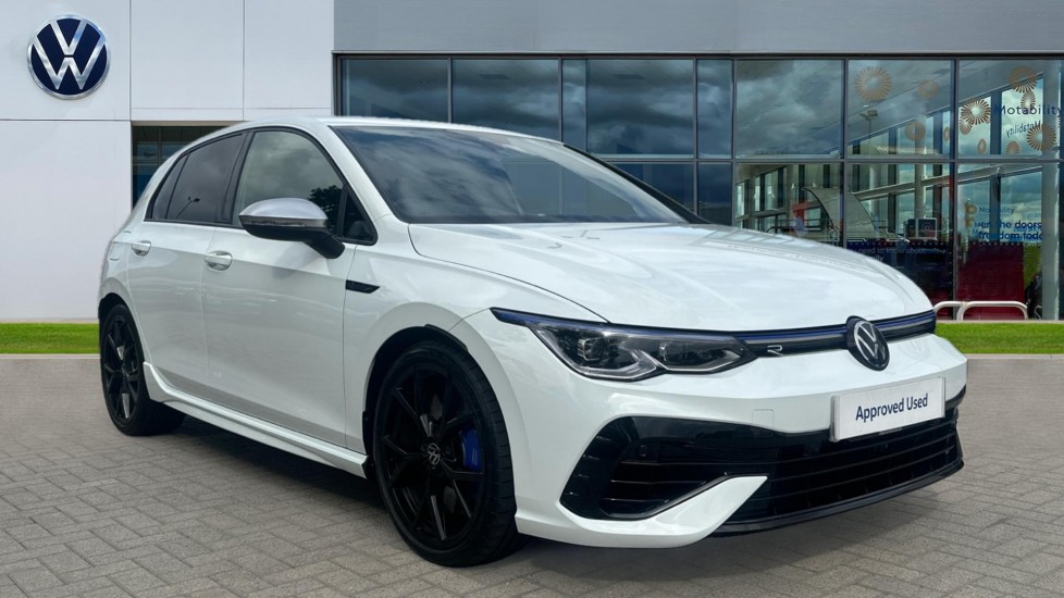 Main listing image - Volkswagen Golf