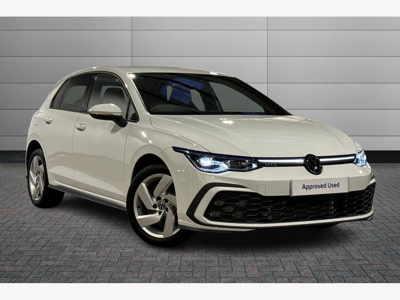 Main listing image - Volkswagen Golf GTE