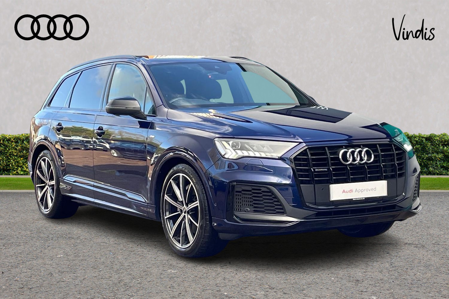 Main listing image - Audi Q7