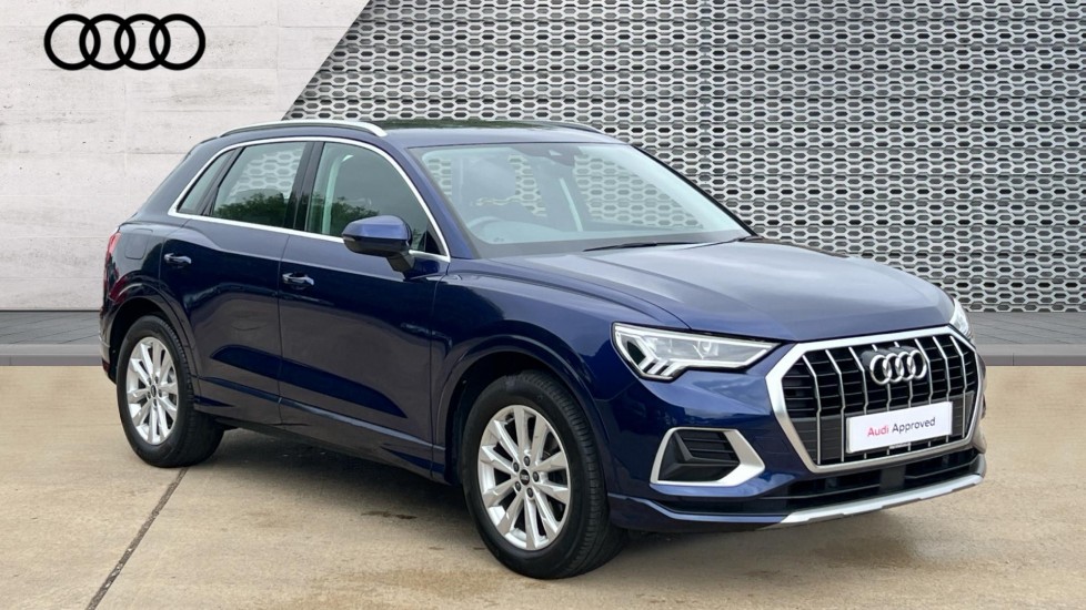 Main listing image - Audi Q3