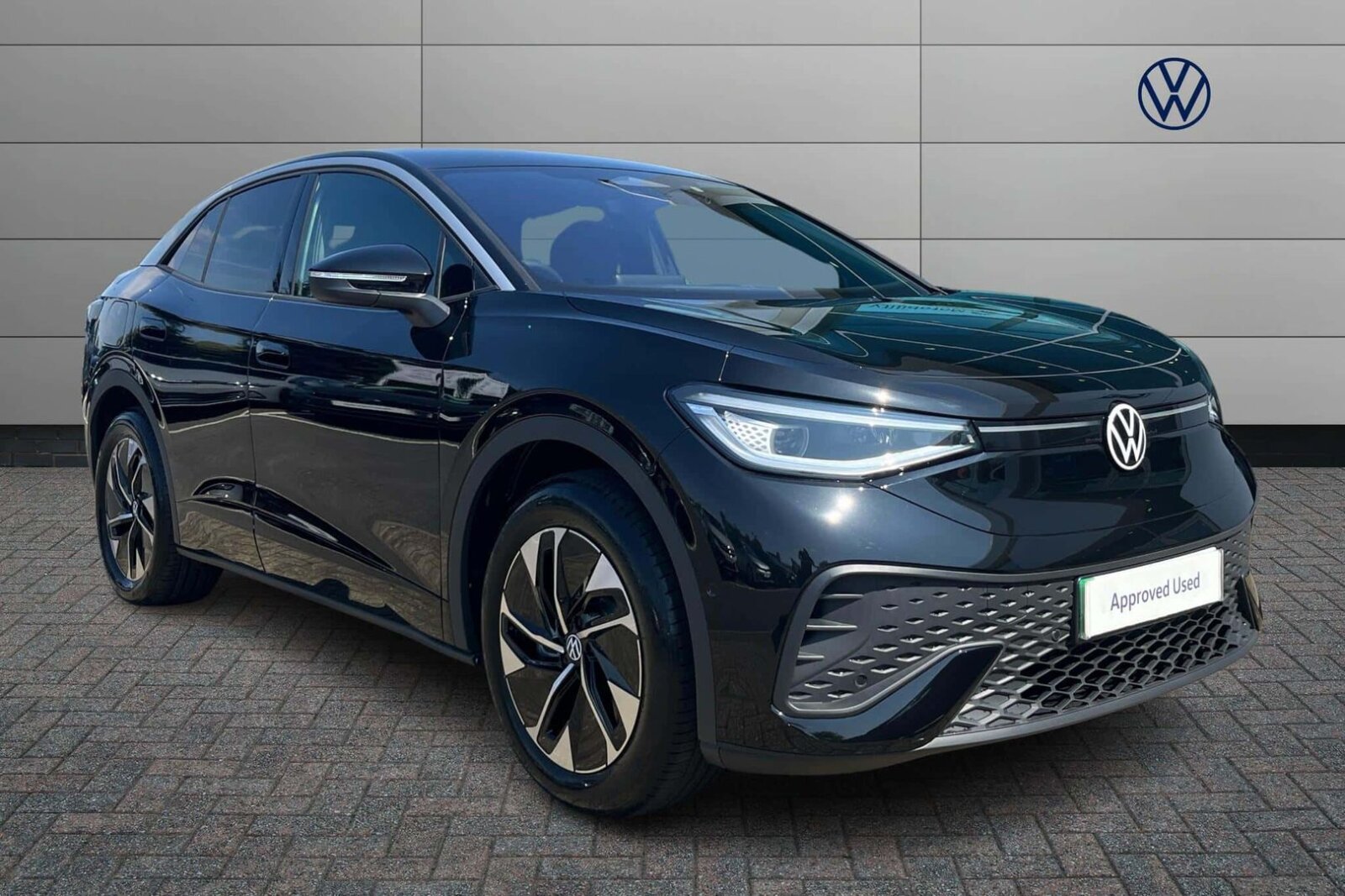 Main listing image - Volkswagen ID.5