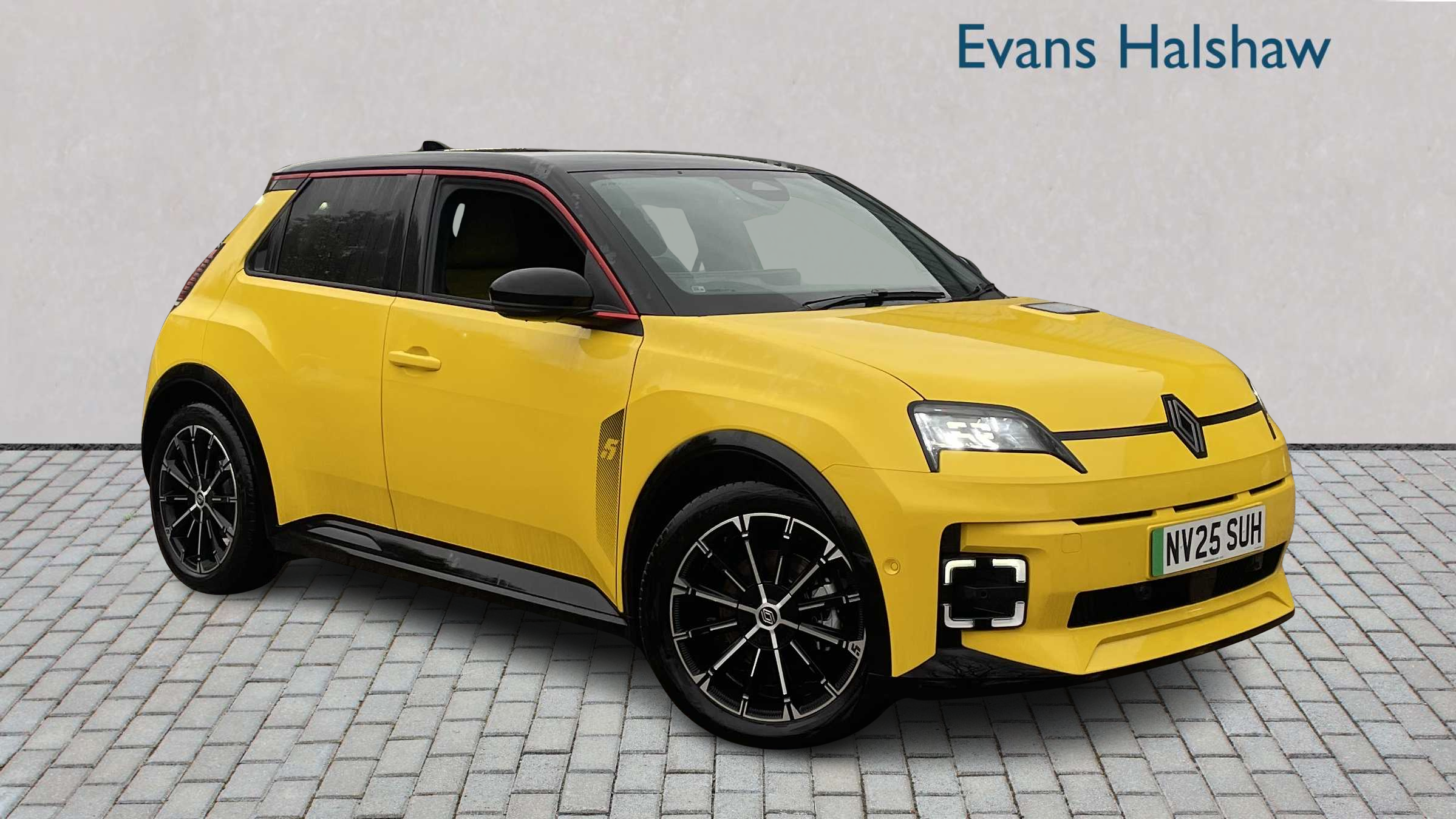 Main listing image - Renault 5