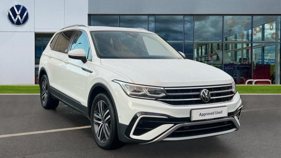Main listing image - Volkswagen Tiguan Allspace